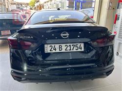 نیسان ئەلتیما